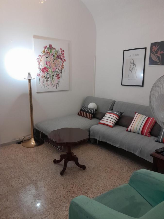 Da Julia Apartment Oristano Ngoại thất bức ảnh